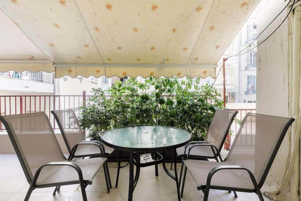 Lassani Cozy And Quiet, 2 Bedroom Apartm With Spacious Balcony Солун Екстериор снимка
